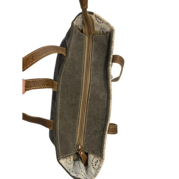 Myra Bag-Dream Catcher Tote Leather & Canvas Bag - Picture 5 of 8